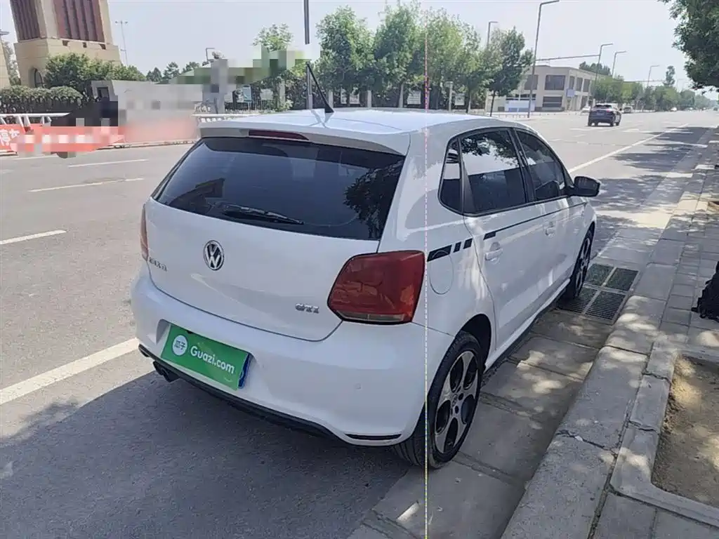 Volkswagen Polo 2012 1.4TSI GTI фото 7