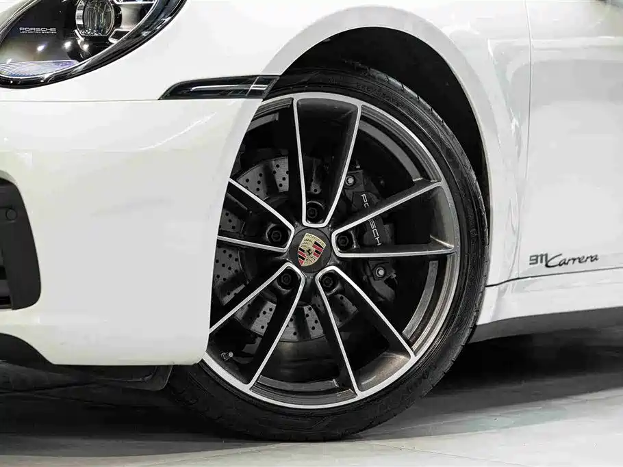 Porsche 911 2023 Carrera 3.0T фото 6