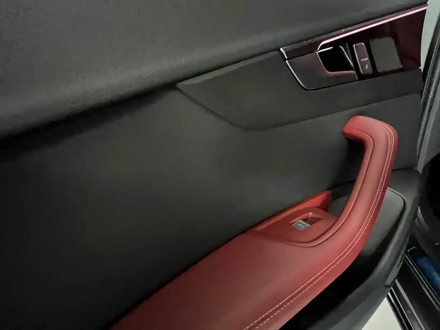 Audi A4L 2024 40 TFSI Luxury Dynamic фото 19