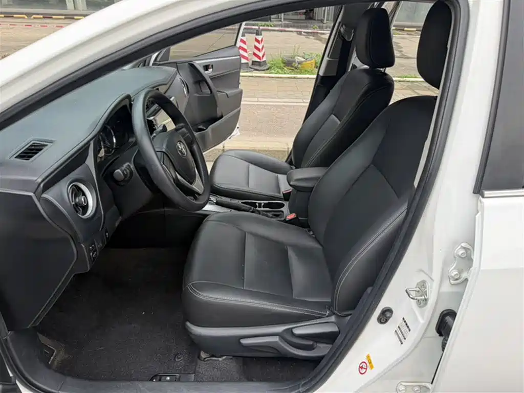 Toyota Corolla 2017 Facelift 1.2T S-CVT GL фото 12