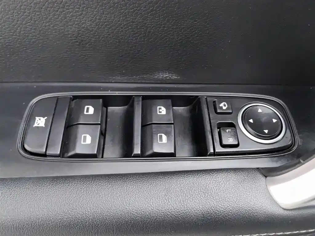 Kia Sportage 2019 2.0L Automatic Smart Luxury Edition фото 9