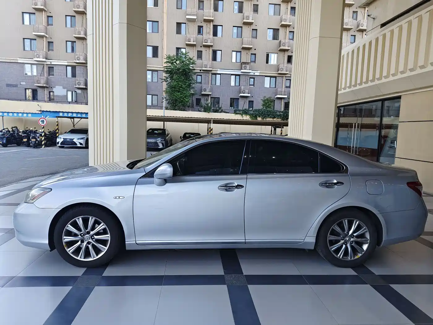 Lexus ES 2006 350 Luxury Edition фото 3