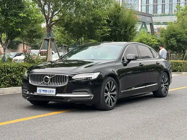 Volvo S90 2024 B5 Inscription Luxury Edition