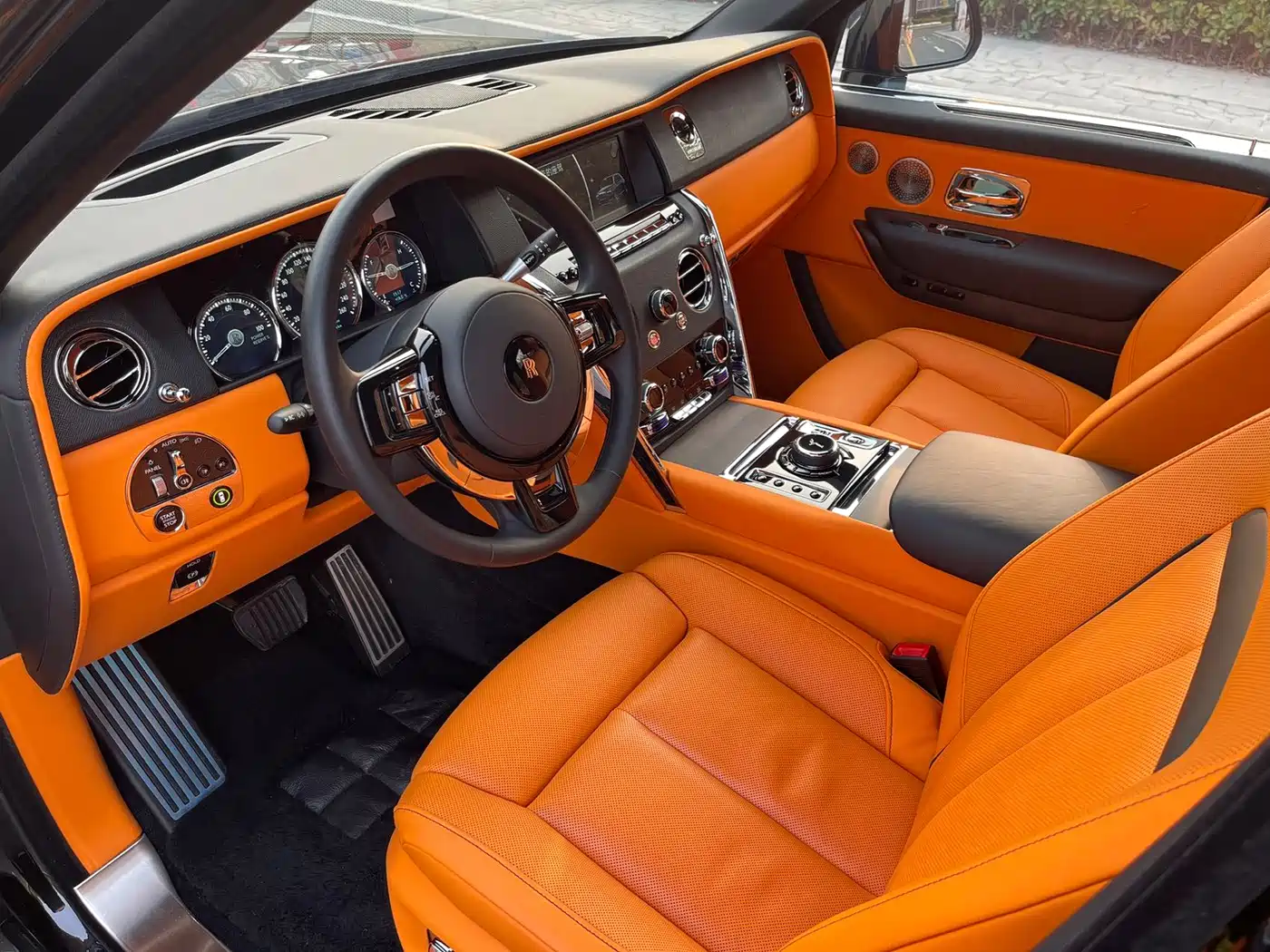 Rolls-Royce Cullinan 2025 2018 4-Seater Version
