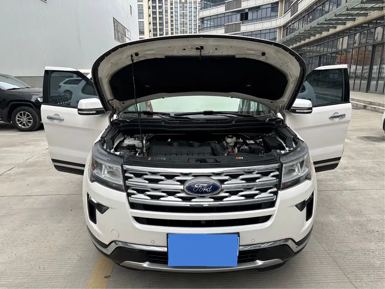 Ford Explorer (Import) 2018 2.3T Elite Edition фото 7