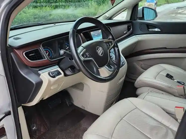 BUICK GL8