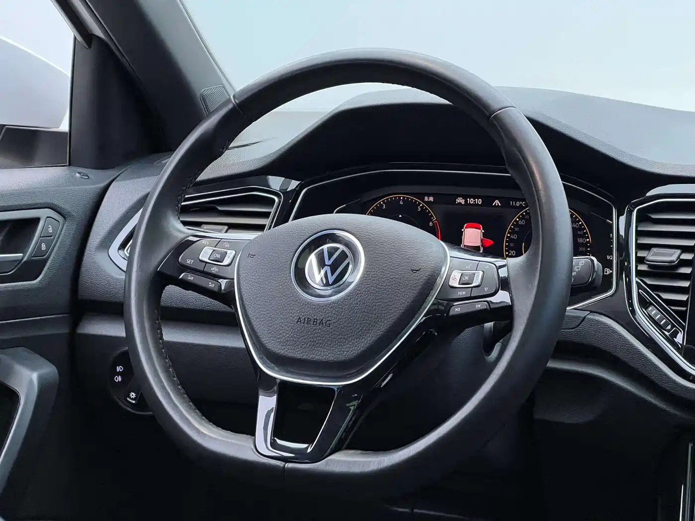 Volkswagen T-ROC 2021 280TSI DSG 4WD Luxury Connected фото 15