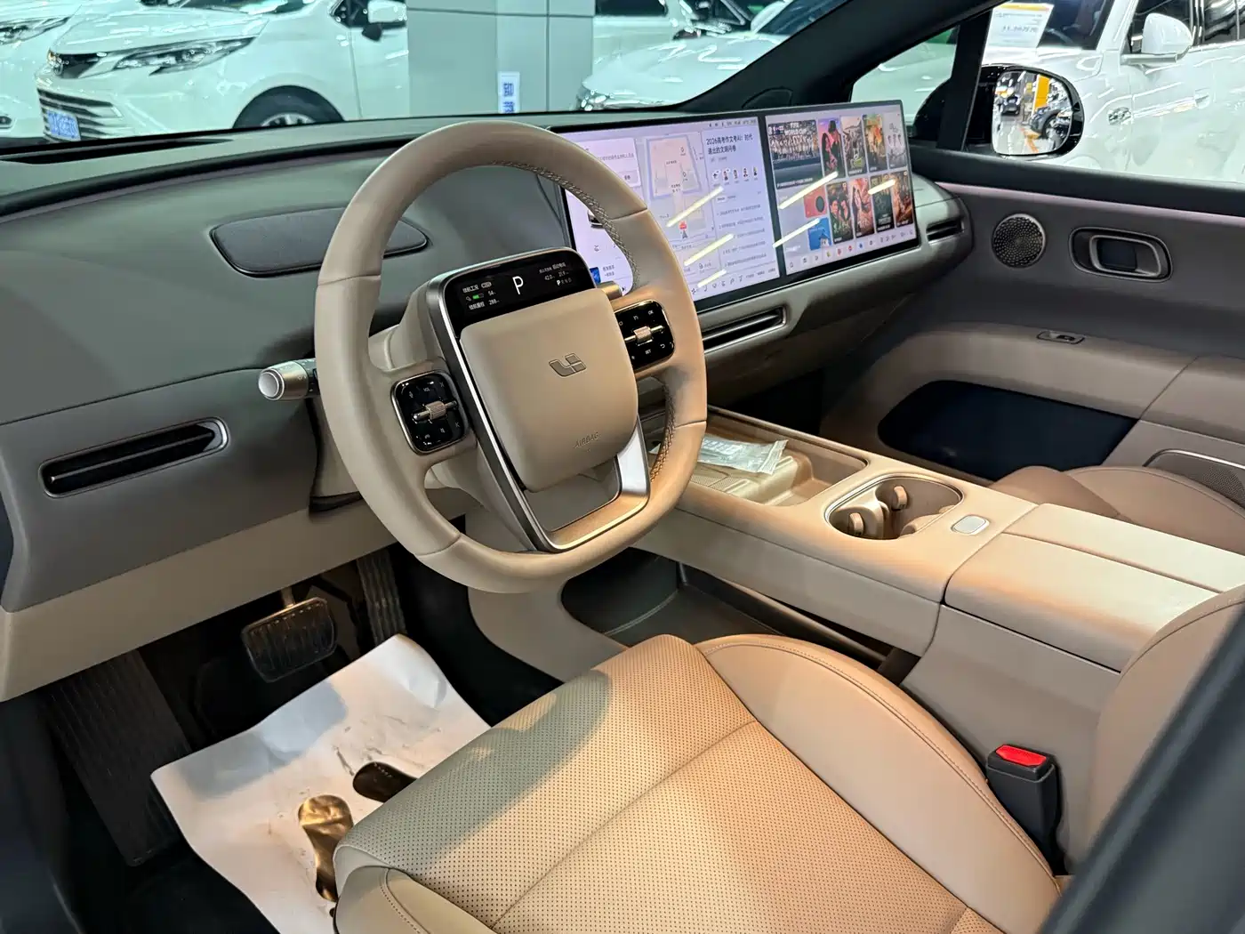 Li Auto i6 2026 2025 4WD Base Model