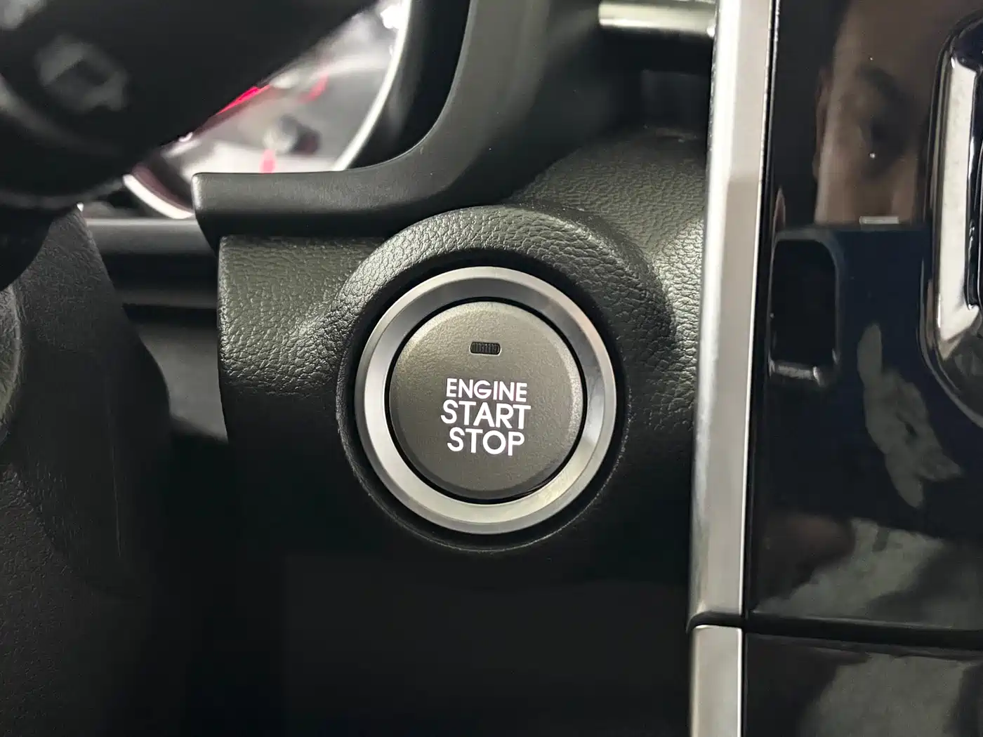 Haval M6 2023 PLUS 1.5T Manual Elite Smart Connect фото 16