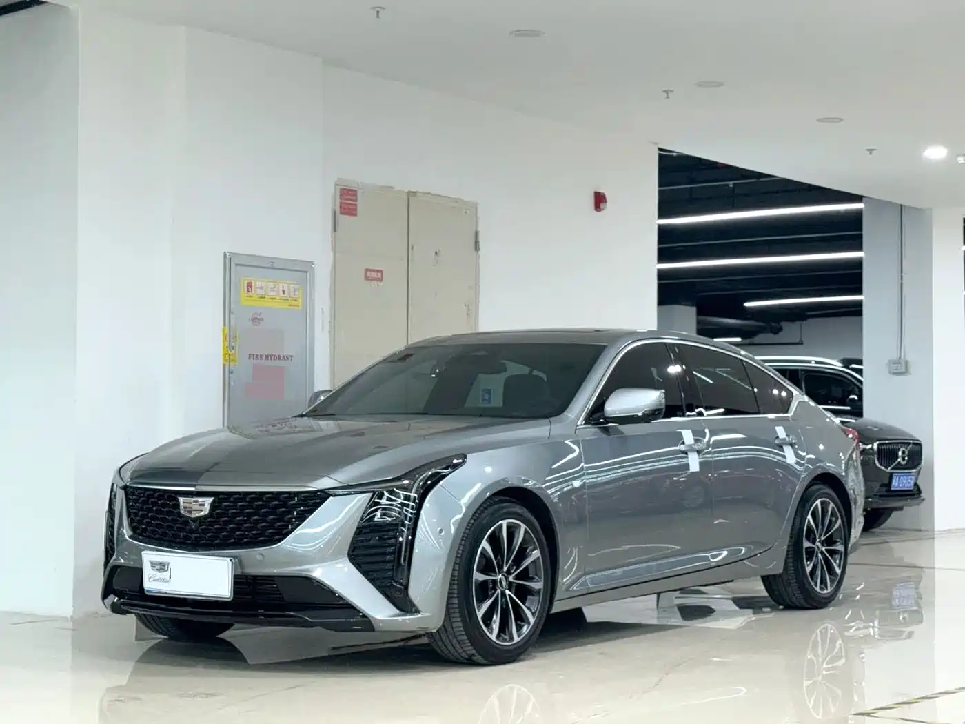 Cadillac CT5 2025 Model 28T Urban Sport Edition
