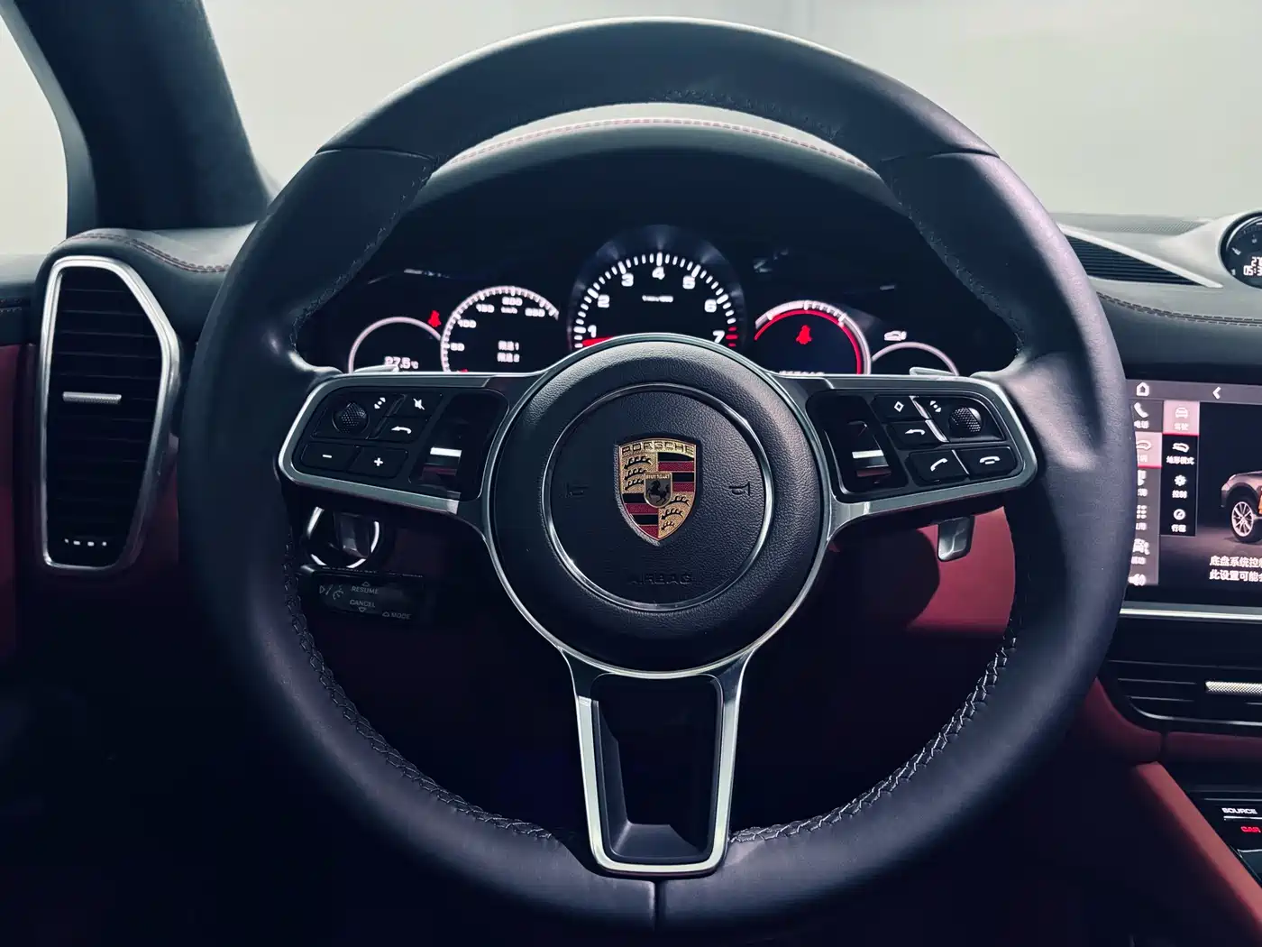 Porsche Cayenne 2019 Cayenne 3.0T фото 12