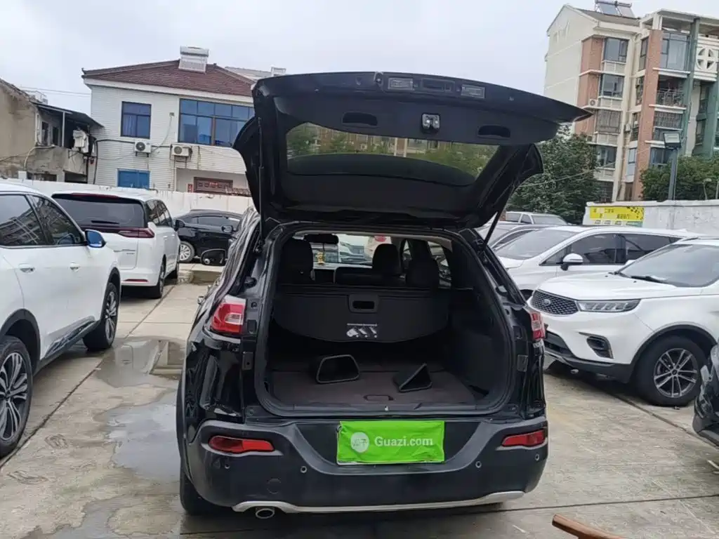 Jeep Cherokee 2018 2017 2.0L Superior Edition