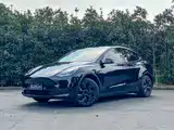 Фото 1 - Tesla Model Y