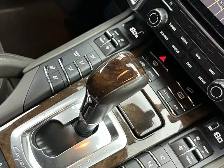 Porsche Cayenne New Energy 2016 2016 Cayenne S E-Hybrid 3.0T