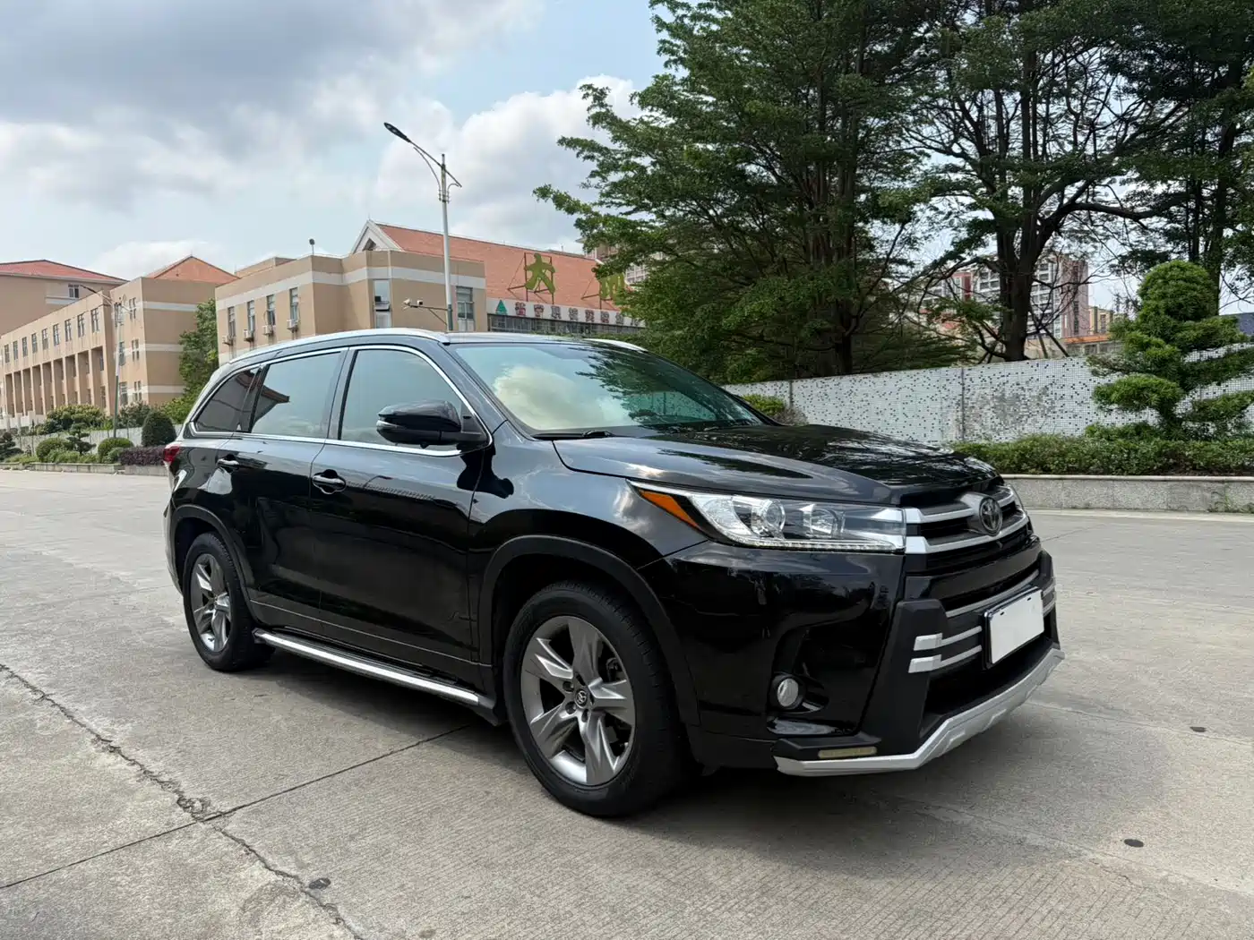 Toyota Highlander 2018 2.0T 4WD Luxury 7-seater China VI фото 3