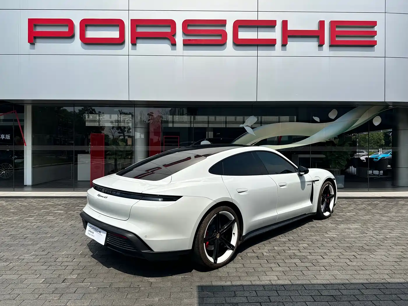 Porsche Taycan 2019 Taycan 4S фото 4
