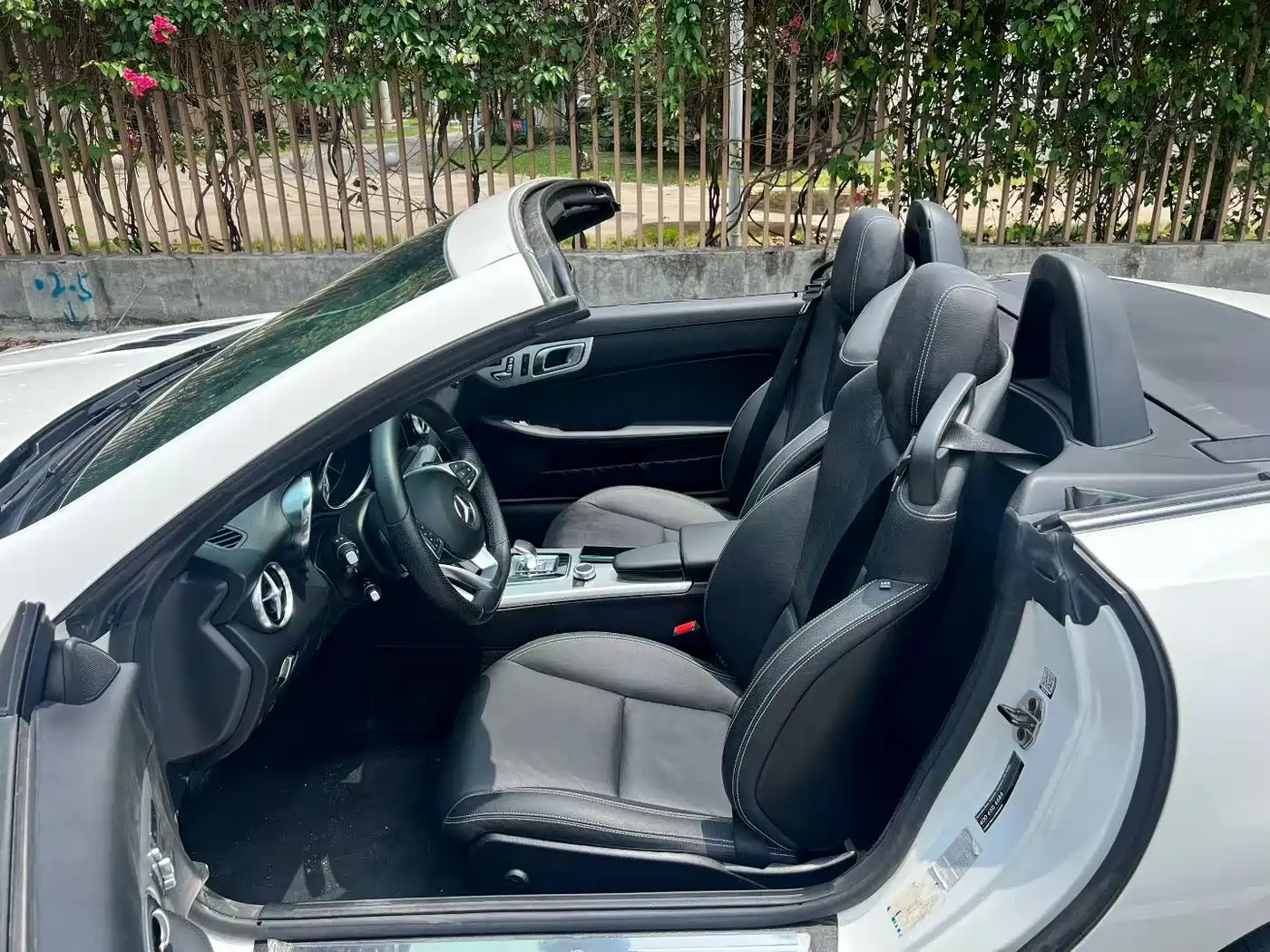 Mercedes-Benz SLC 2018 SLC 260 Dynamic фото 3