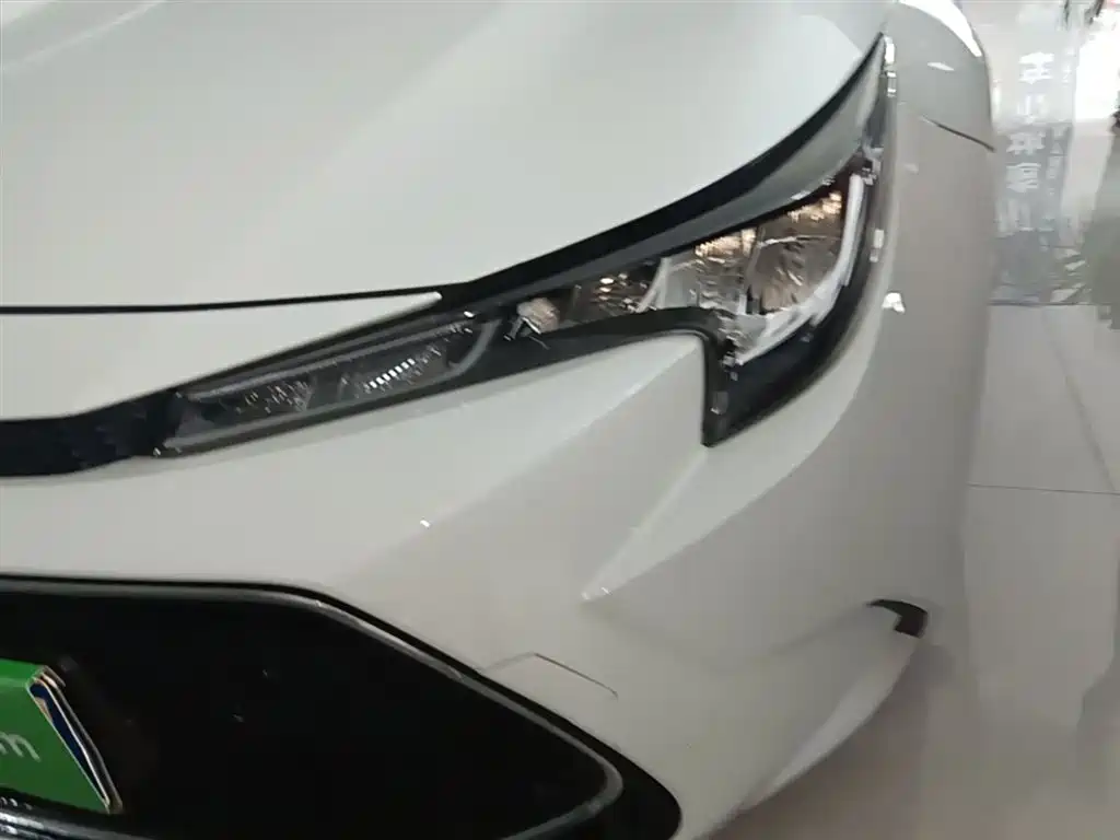Toyota Levin 2021 Dual Engine 1.8H E-CVT Luxury Edition фото 24