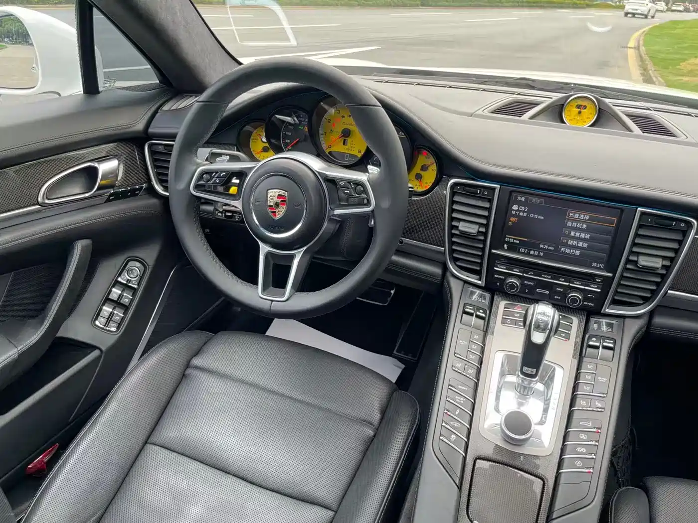 Porsche Panamera 2010 Porsche Panamera Turbo 4.8T фото 15
