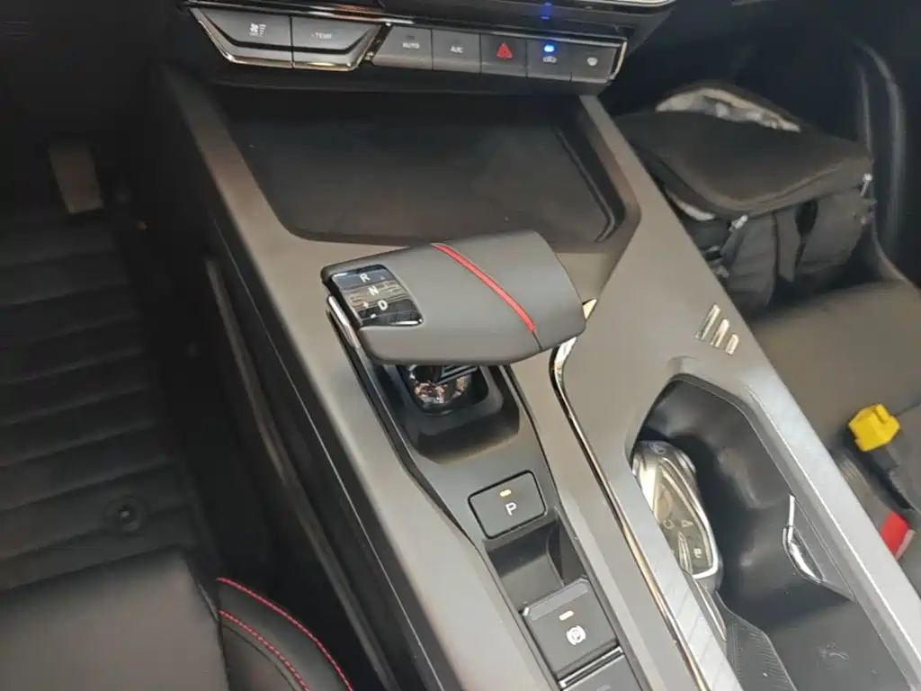 Changan Oshan X5 PLUS 2023 2023 1.5T DCT Navigation Model