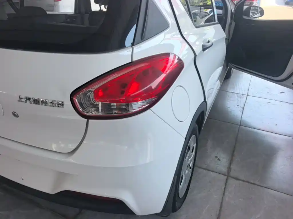 Baojun 310 2017 2016 1.2L Manual Value Edition
