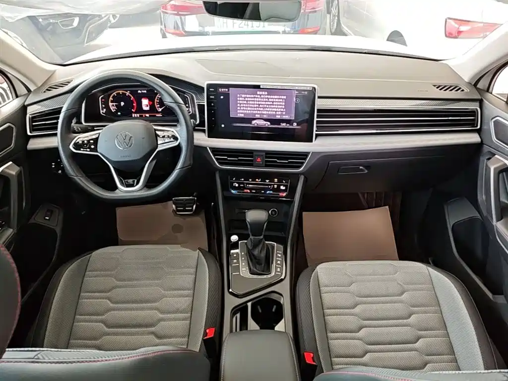 Volkswagen Tiguan X 2022 330TSI 2WD Flagship Edition фото 10