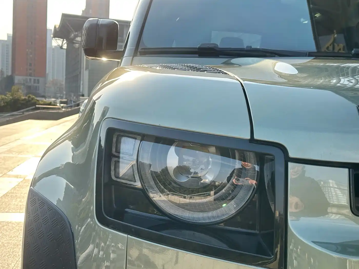 Land Rover Defender 2022 Model 90 3.0T P400 XS фото 7
