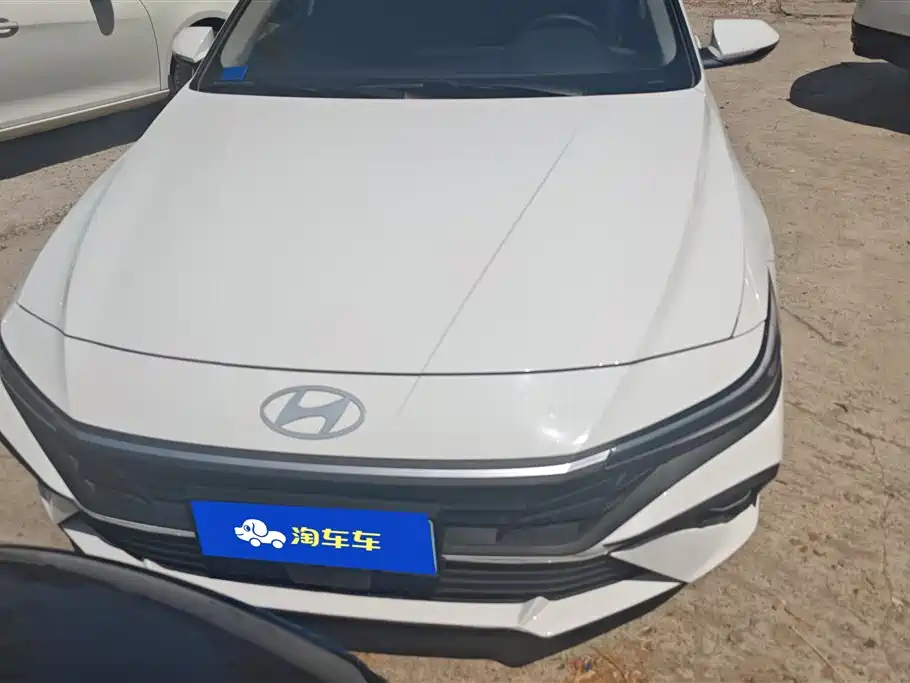 MODERN ELANTRA