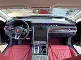 Фото 13 - Hongqi H6
