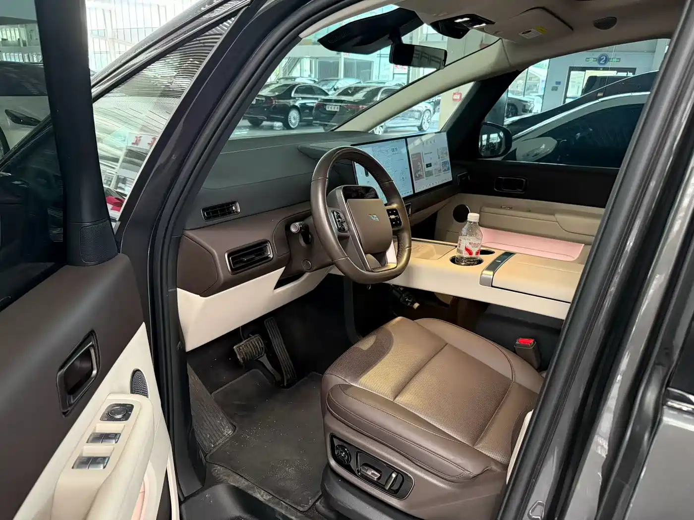 Li Auto MEGA 2025 2024 Ultra