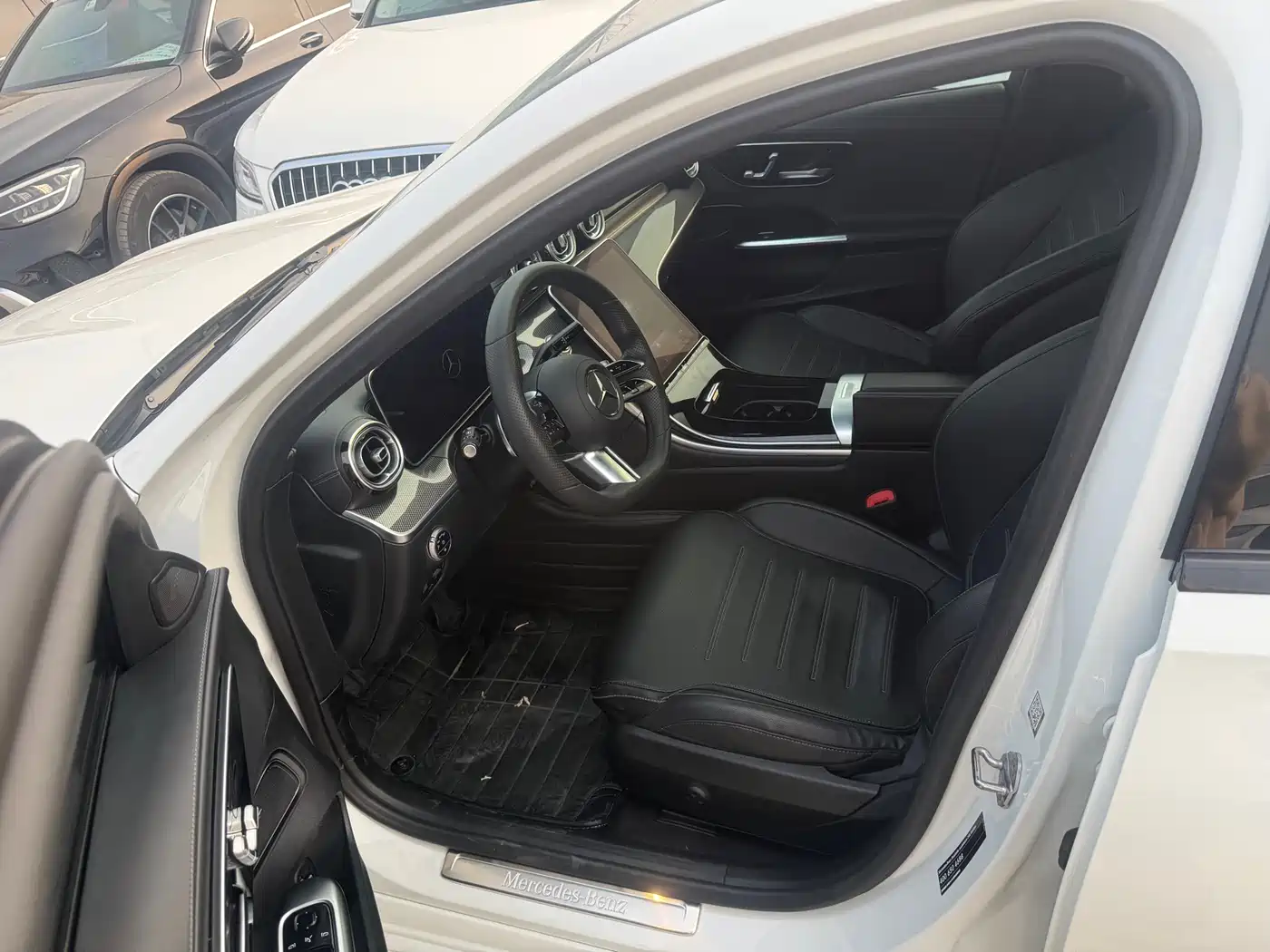 Mercedes-Benz C-Class 2022 Facelift C 260 L Sport фото 3