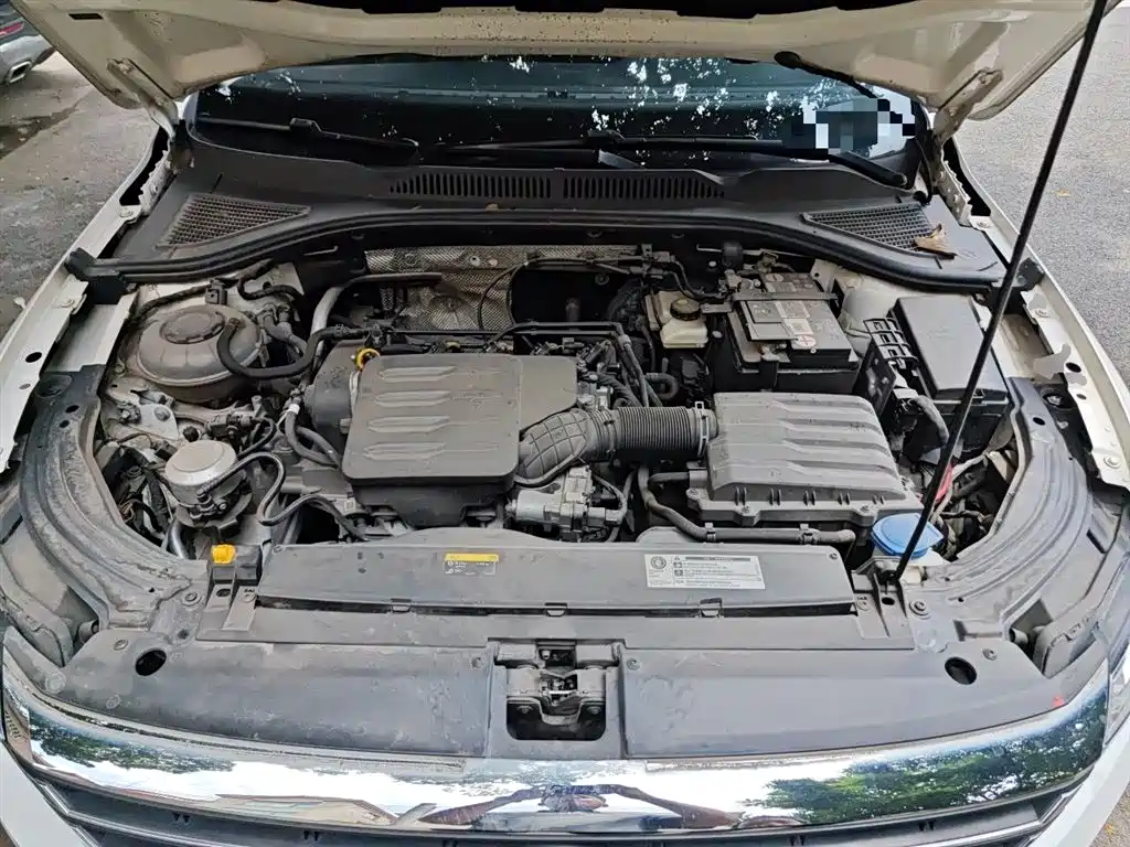 Volkswagen Lavida 2021 1.5L Auto Comfort Edition фото 17