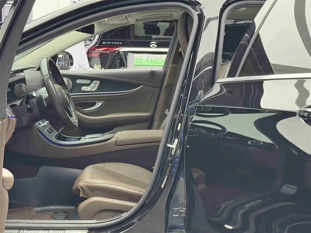 Mercedes-Benz E-Class 2022 Facelift III E 300 L Luxury фото 6