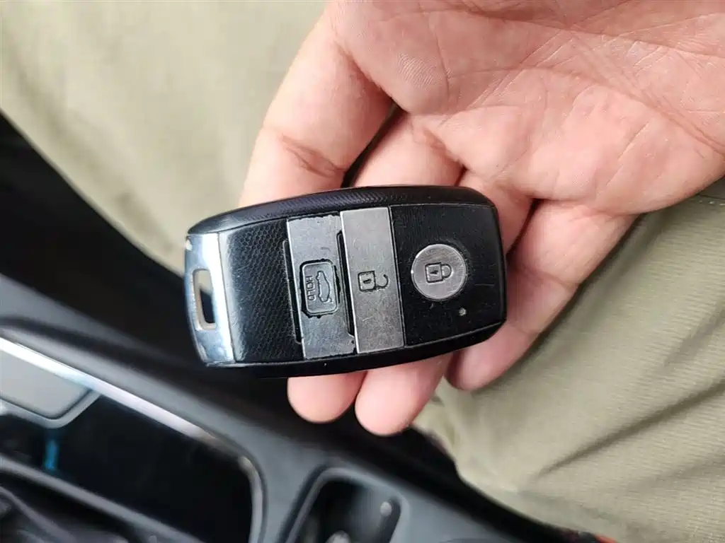 Kia K3 2016 1.6L Automatic GLS фото 9