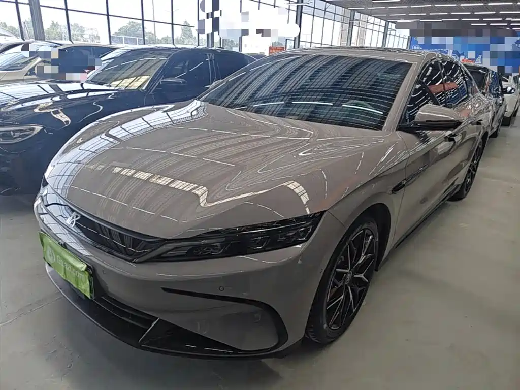 BYD Han 2025 DM-i Smart Driving Edition 125KM Honor