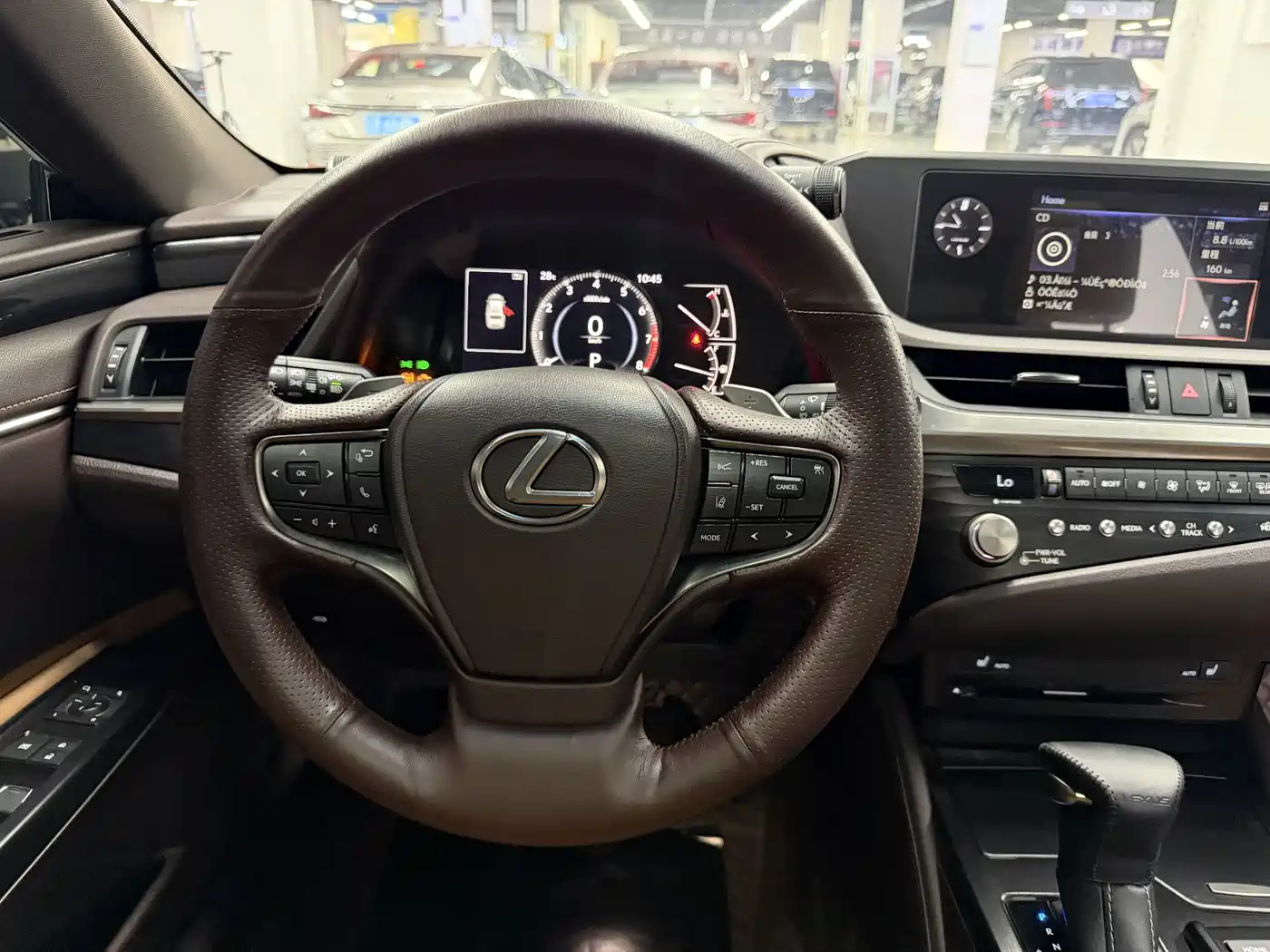 Lexus ES 2020 200 Excellence фото 10
