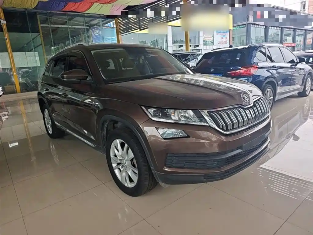 Škoda Kodiaq 2017 TSI330 5-seater 2WD Comfort Edition фото 4