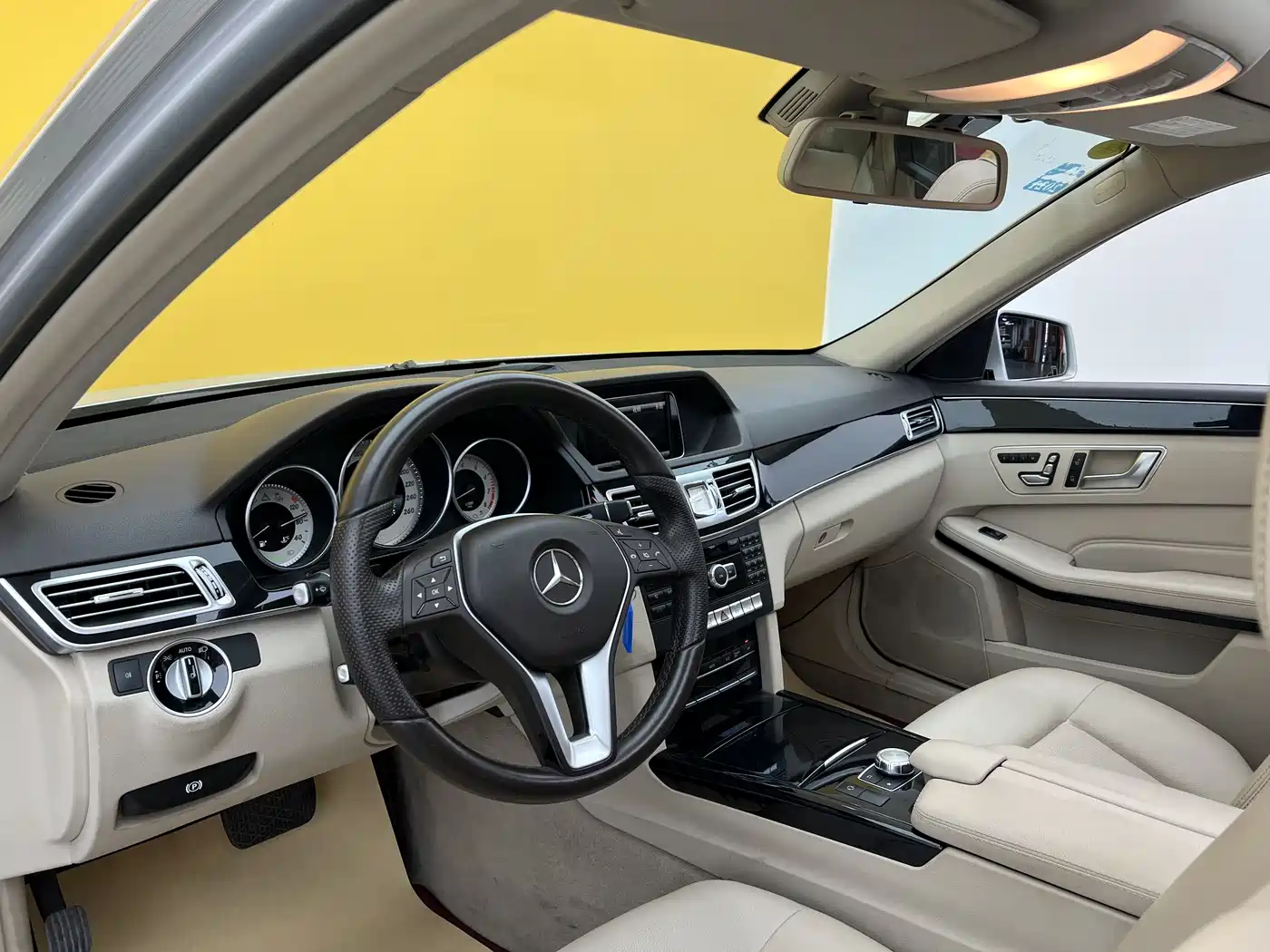 Mercedes-Benz E-Class 2014 E 260 L Sport фото 9