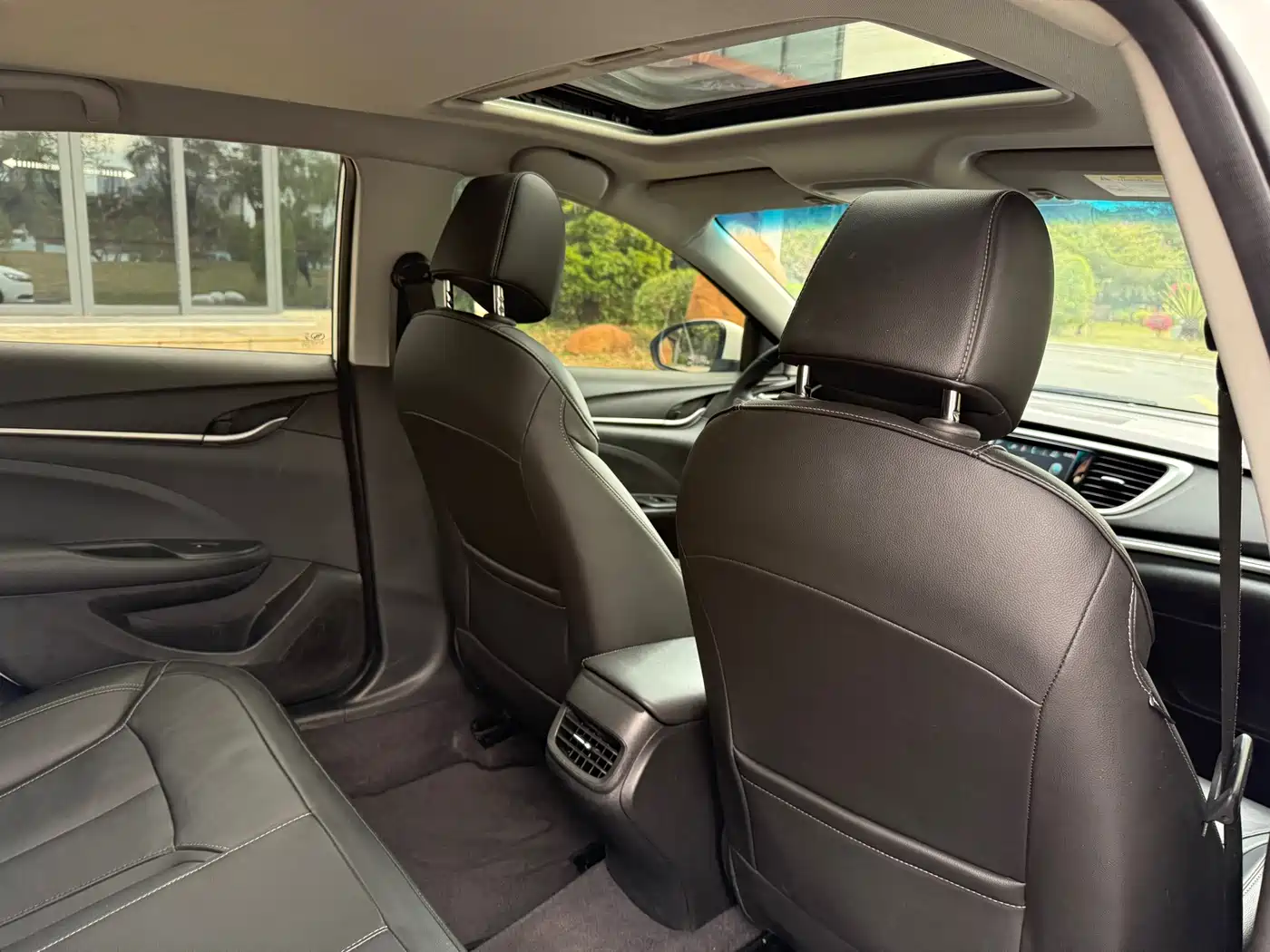 Buick Excelle 2019 18T Auto Connected Elite China VI фото 16