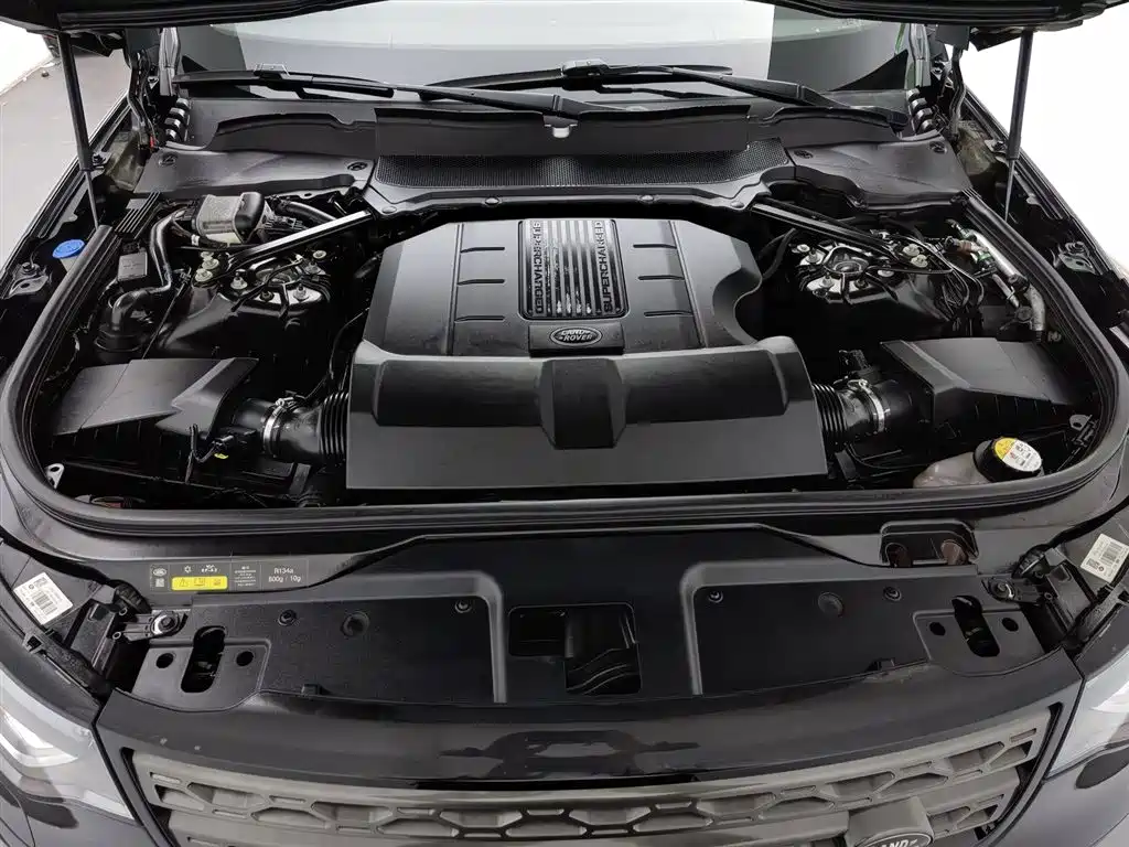 Land Rover Discovery 2019 3.0 SC V6 SE фото 6
