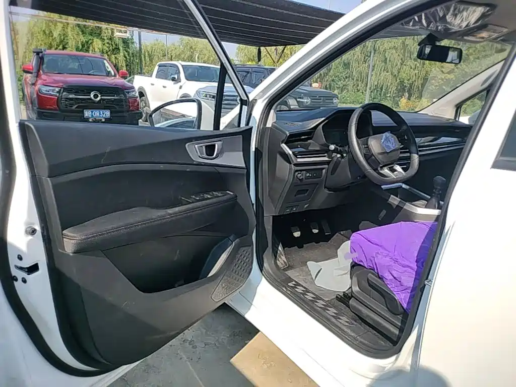 Wuling Motors Wuling Jiachen 2026 2022 1.5L Manual Joy Elite