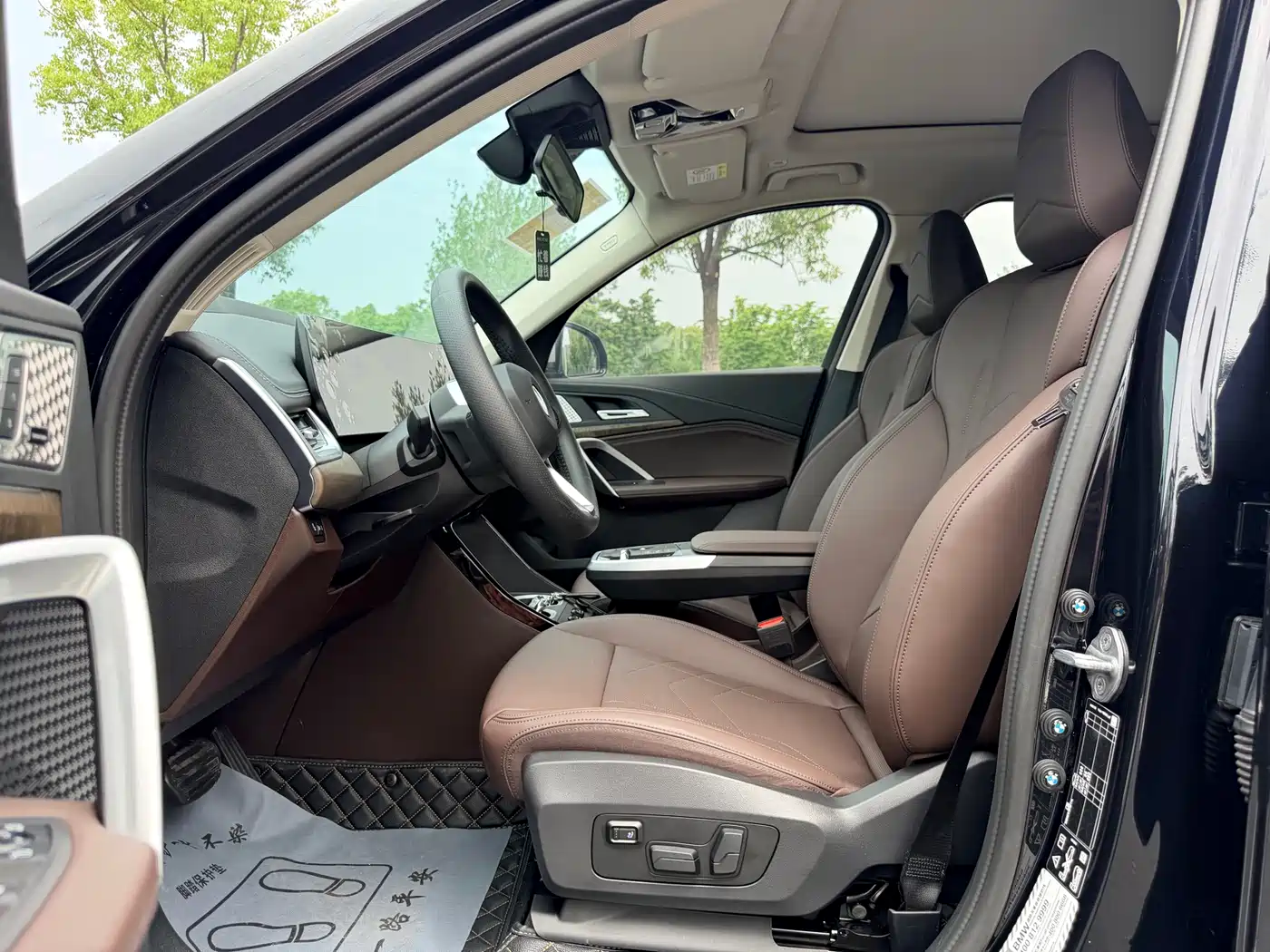 BMW X1 2023 xDrive25Li X Design Package фото 8