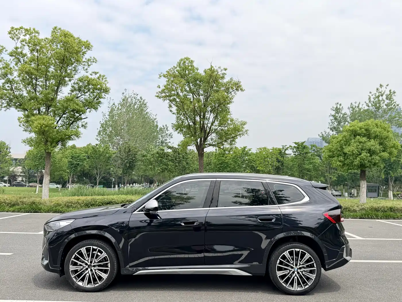 BMW X1 2023 xDrive25Li X Design Package фото 15