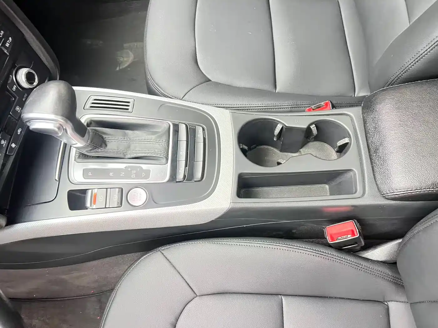 Audi A4L 2016 35 TFSI Collector's Edition Automatic Standard фото 13