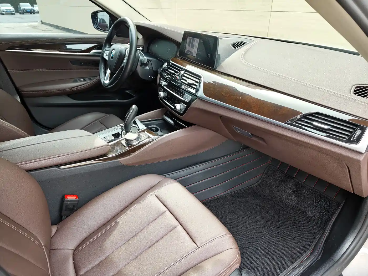 BMW 5 Series 2020 525Li Luxury Package фото 15