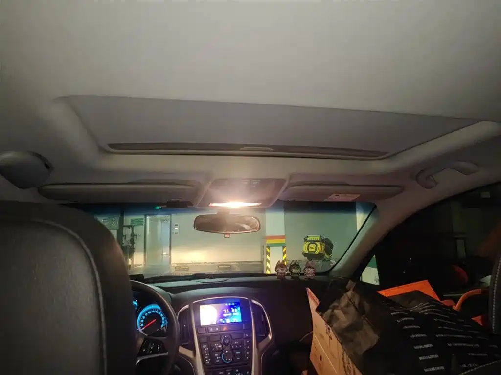 Buick Excelle 2014 XT 1.6L Automatic Fashion фото 9