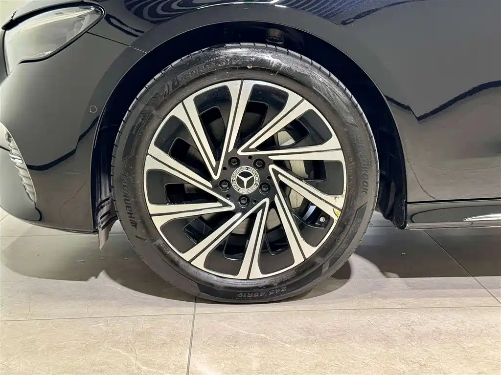 Mercedes-Benz E-Class 2024 Model E 300 L Luxury фото 10