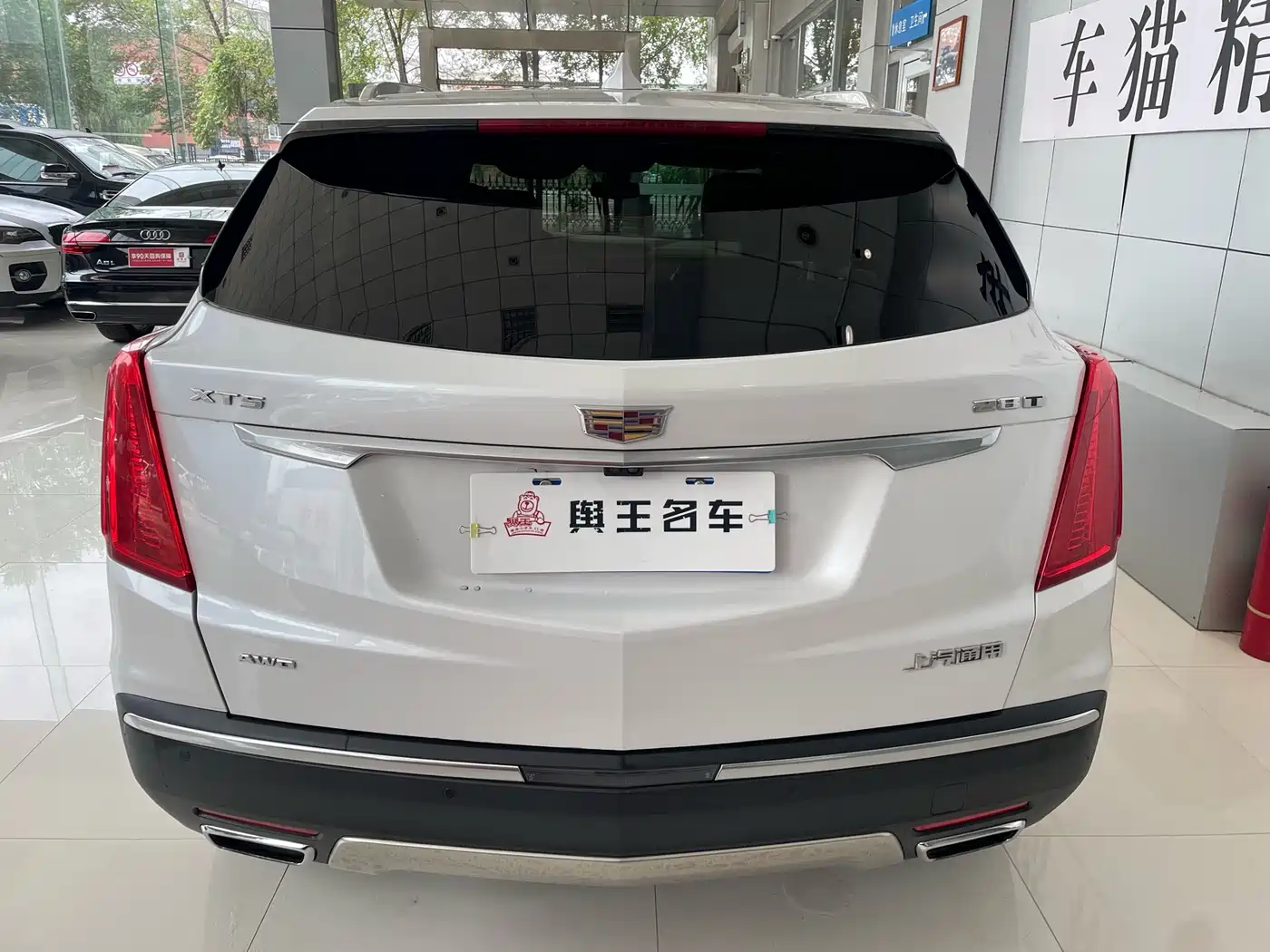 Cadillac XT5 2018 28E 4WD Platinum Edition фото 6