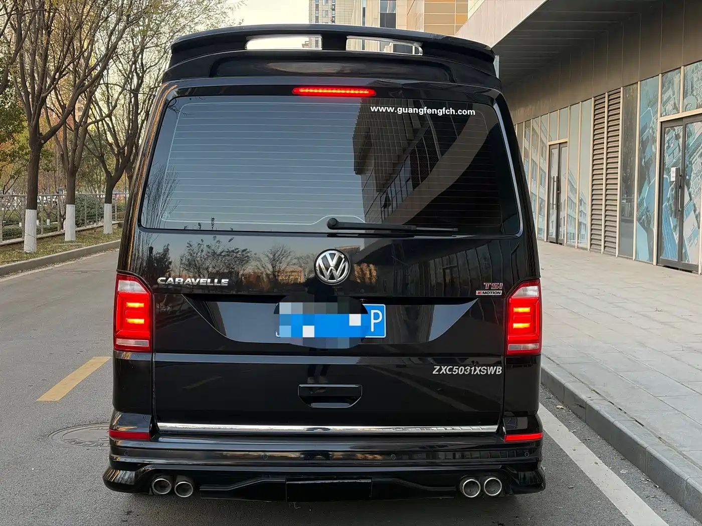 Volkswagen Caravelle 2019 2019 2.0TSI 4WD Luxury 7-seater