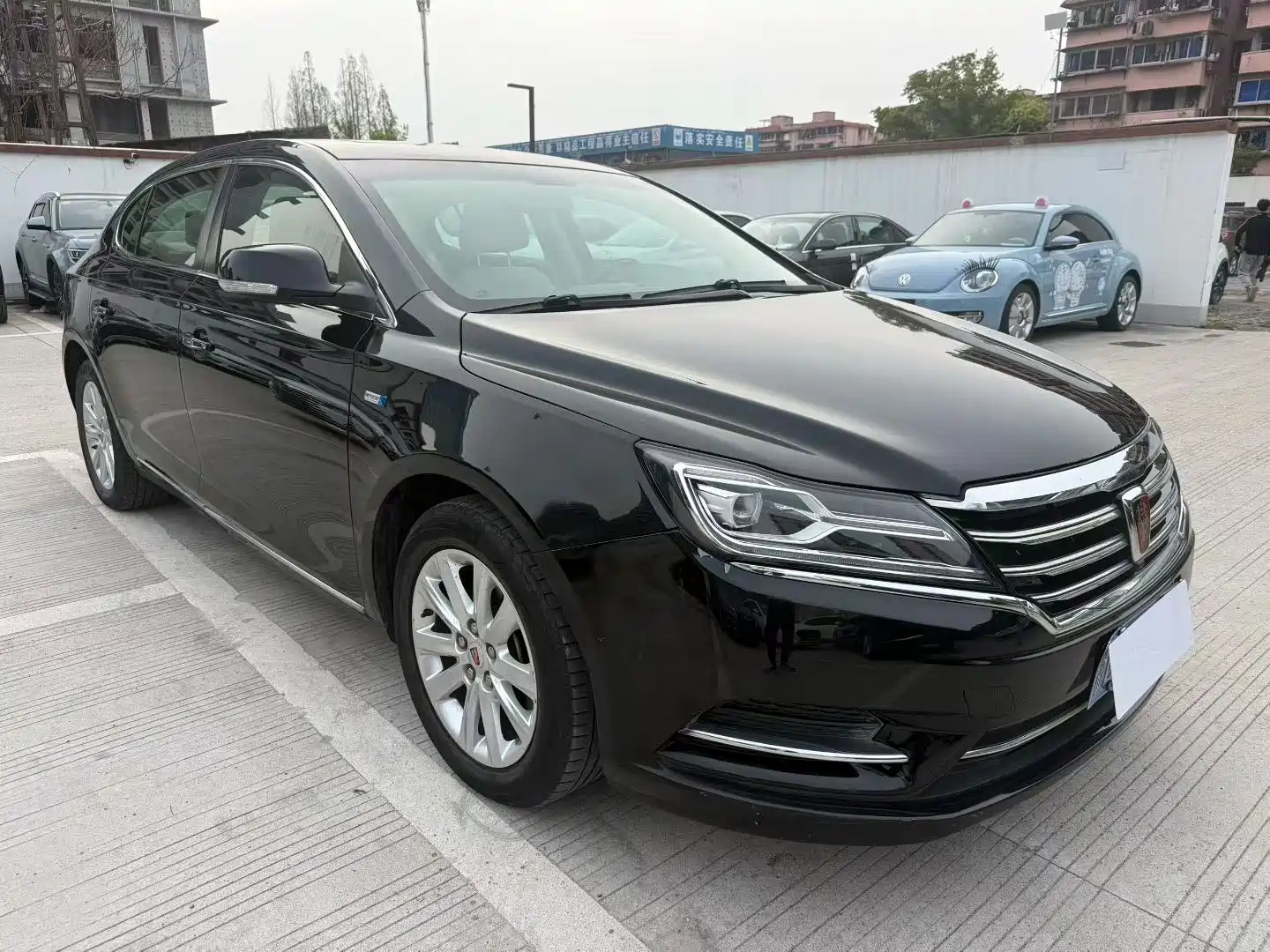 Фото 1 - Roewe 950